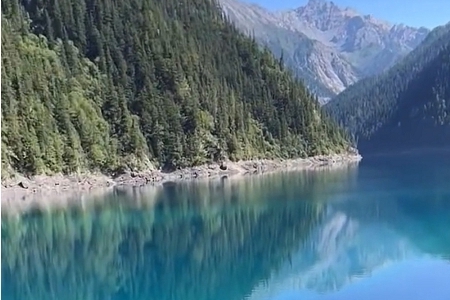 五行属土的女孩寓意好的字